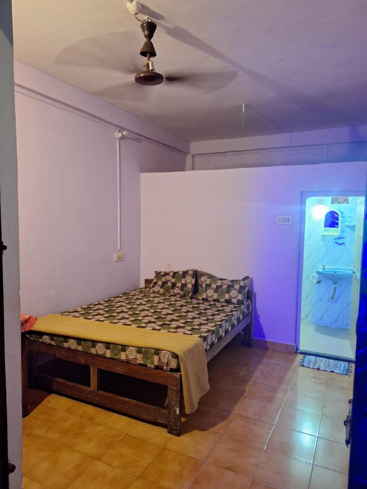 Arambol Beach Laxmi Guest House Exterior photo